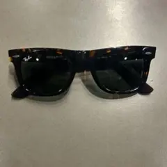Ray-Ban Wayfarer サングラス ケース付き