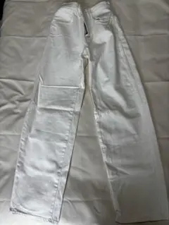 UNIQLO U ホワイトデニムパンツ 22インチ