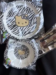 新品日焼けキティ　ハローキティ 食器3点セット　しまむらゼブラ柄のサムネイル