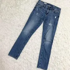 GAP✨美品　ガールフレンドデニム　ダメージジーンズ　Gパン　（S相当）