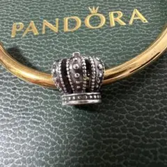 PANDORA　Regal Crown チャーム