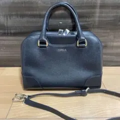 さっち様FURLA ブラック ハンドバッグ