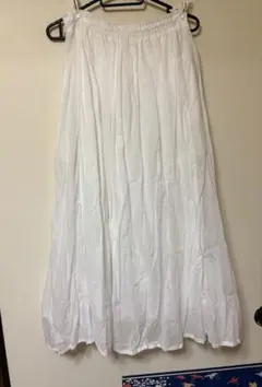 LUPILIEN ホワイトロングスカートのサムネイル