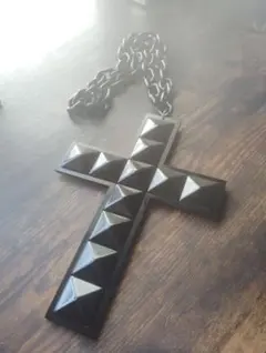 ビック十字架　ネックレス