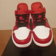 Air Jordan ローカットスニーカー レッド/ホワイト/ブラック