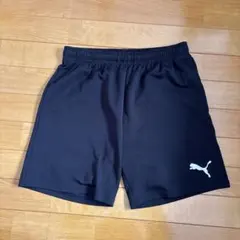 PUMA 黒 ハーフパンツ 140