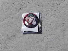 ツイステ トレイ 缶バッジ