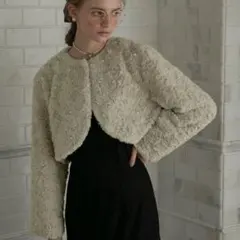 BONLECILL noir ワイドスリーブフェイクファーボレロ