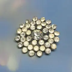 ヴィンテージ ダイヤモンド形の ブローチ