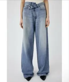 新品未使用タグ付MOUSSY CROSS WAIST WIDE STRAIGHT