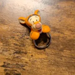 ディズニー ガチャガチャ指輪 ティガーのサムネイル