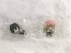 鬼滅の刃　ねむらせ隊3 甘露寺蜜璃　伊黒小芭内　カプセルトイ２点セット　おばみつ