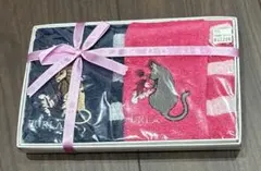 【新品箱入り】FURLA⭐️タオルハンカチ２点セット⭐️新品未開封⭐️