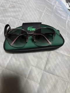 LACOSTE サングラス ハーフリム 専用ケース付きレトロ物のサムネイル