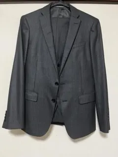 ストライプ ビジネススーツ