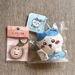 ちいかわ もぐもぐ本舗 店員さんなマスコット （ハチワレ）ノベルティキーホルダー