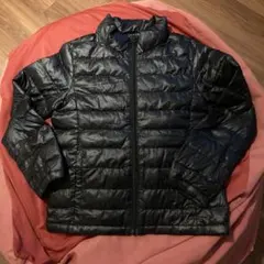 ユニクロ ダウンジャケット 黒 140