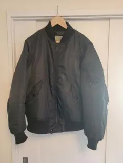 ブラック MA-1 フライトジャケット