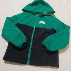 フード付き ナイロンパーカー