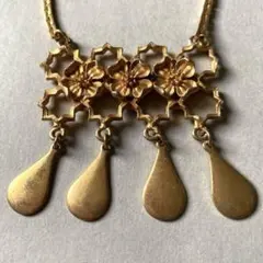 2026年最新】trifari トリファリの人気アイテム - メルカリ