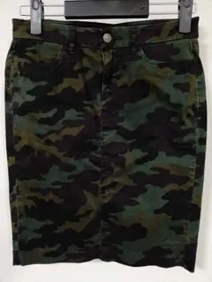 迷彩柄タイトスカート