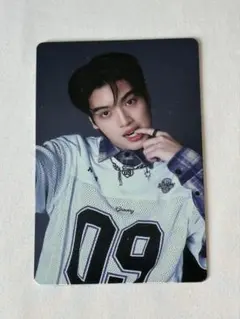 Item thumbnail for item a0150cfb-1447-4a32-be1a-552d742c1021