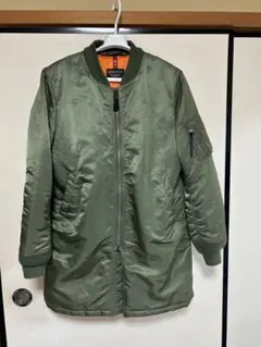 ALPHA INDUSTRIESロングMA-1サイズL（L〜XL）美品。