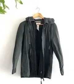 Item thumbnail for item cf46d9b7-8e0c-4e70-86d2-4c661cf2b48b