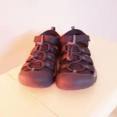 KEEN アウトドアサンダル　黒　23.5cm