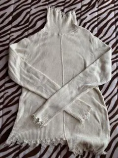 WHO'S WHO GALLERY ダメージニット白