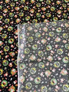 クリスマスモチーフ生地 はぎれ　プレゼント袋も使用できる