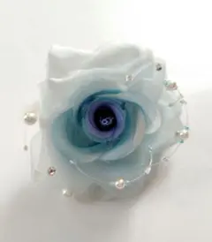 コサージュ（水色）