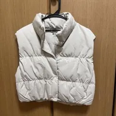 ユニクロ　ダウンベスト