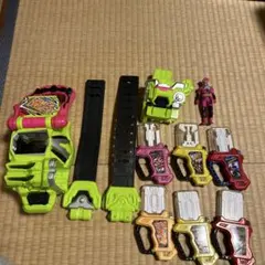 仮面ライダーエグゼイドのドライバーとガシャットセット