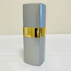 CHANEL シャネル　N°19 オードトワレ　香水　100ml