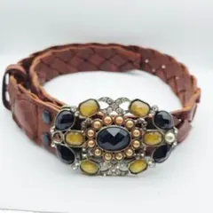 未使用　ブラウン編み込みベルト 宝石風バックル付き