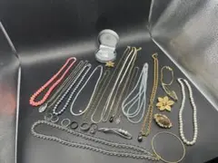 B　遺品整理　アクセサリーまとめ