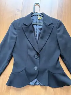 レディーススーツＭサイズ