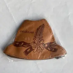 チロリアンハット型の小銭入れ