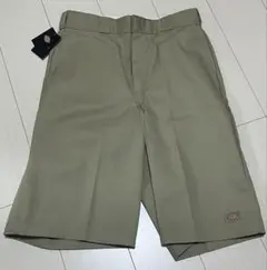 ★未使用品★Dickies ショートパンツ LOOSE FITカーキ 32