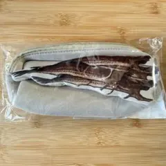 ゴールデンカムイ展　尾形の棒鱈ポーチ