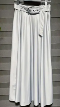 フレアロングスカート ベルト付き シルバーグレー　Mサイズ　ウエストゴム