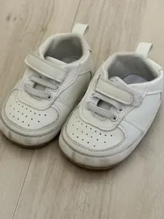 ホワイト ベルト付きスニーカー