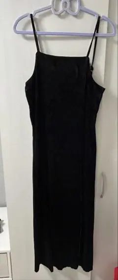 【GRL】ブラックキャミワンピース スリット入り