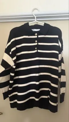 ZARA 黒と白のストライプ 長袖ニットポロシャツ
