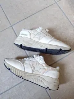 GOLDEN GOOSE ランニング スニーカー 37 ランニング 23.5のサムネイル
