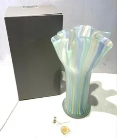 未使用品　KAMEI GLASS カメイグラス 波状ストライプ花瓶