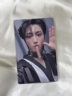 ATEEZ ソンファTHE WORLD EP.FIN グミ タワレコ特典トレカ. - メルカリ