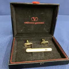 Item thumbnail for item aa045c0e-fa7c-44cf-afc3-87dc957ae848