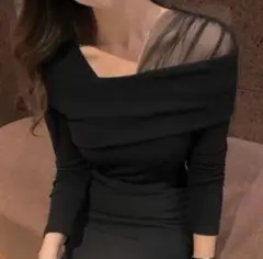 アシンメトリートップス